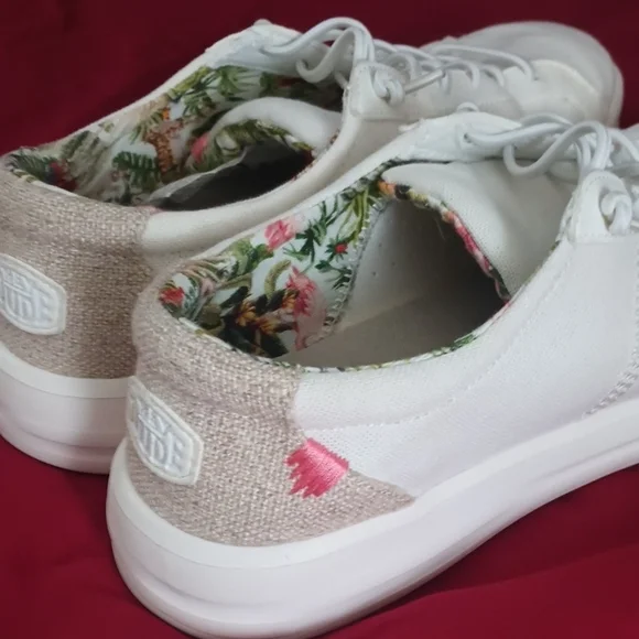 Hey Dude Women's White and Pink Sneakers Size 10W Great Condition 🌺 Spring - Picture 7 of 10
